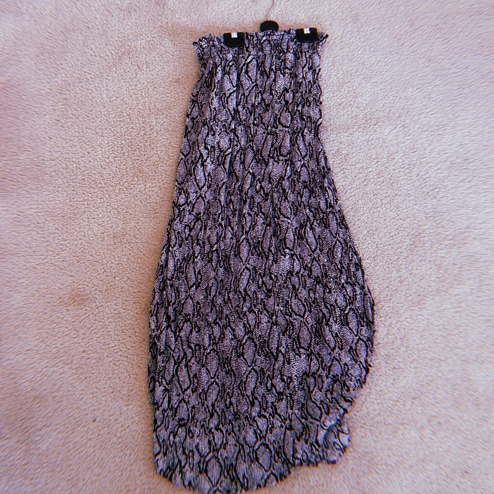 Patterned Skirt with Slit